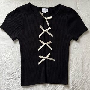 Le Lis Black Short Sleeve Top with Cream Accents